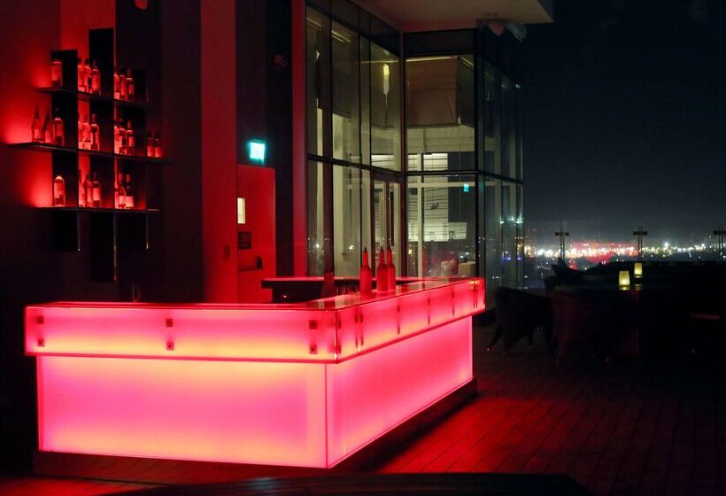 Hotel Cinnamon Red Colombo