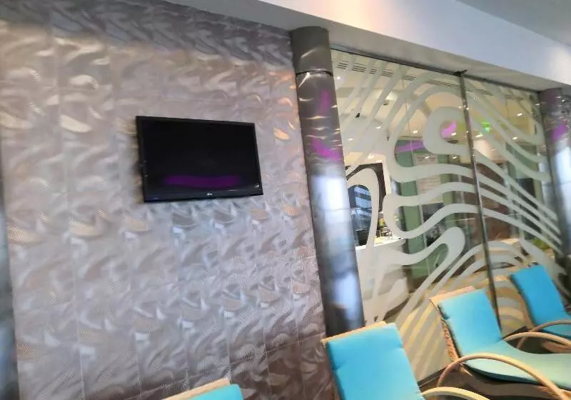 בית מלון כפרי Courtyard By Marriott Jazan