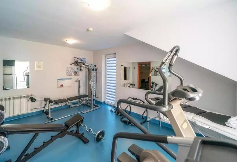 Отель Dworek Skawiński