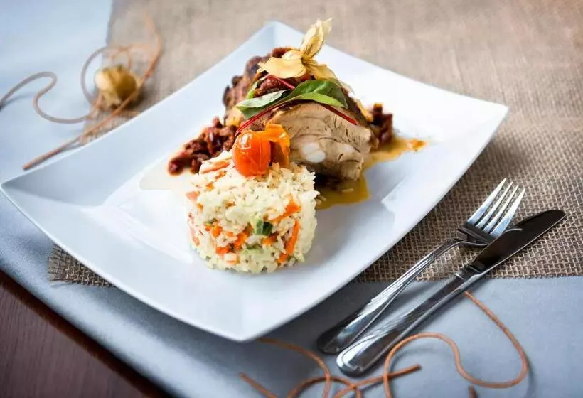 Отель Dworek Skawiński