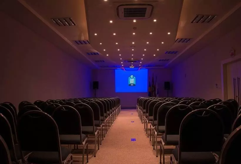 ホテル Estação 101 Itajaí