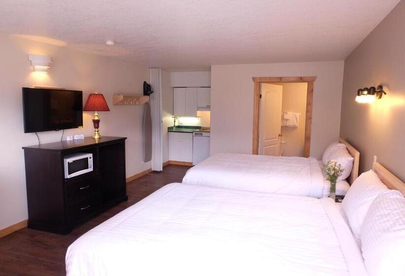 هتل Golden Village Lodge