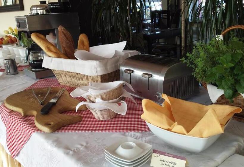 בית מלון כפרי Górski