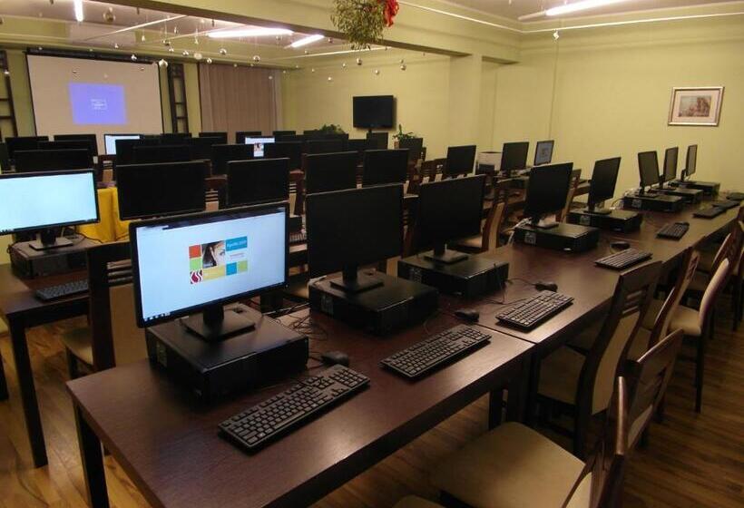 בית מלון כפרי Górski