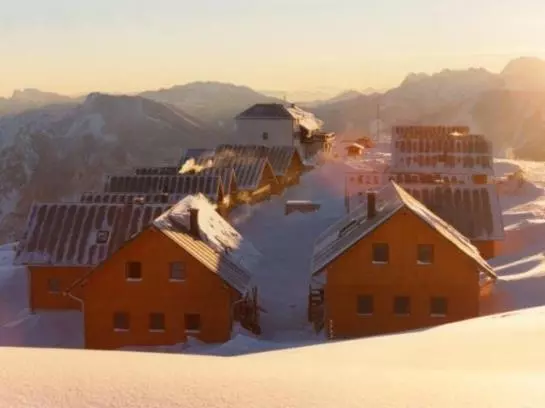 Hotel Hüttendorf Feuerkogel