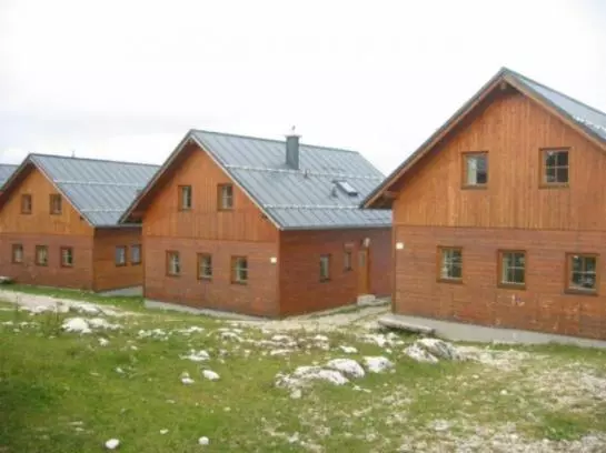 Hotel Hüttendorf Feuerkogel