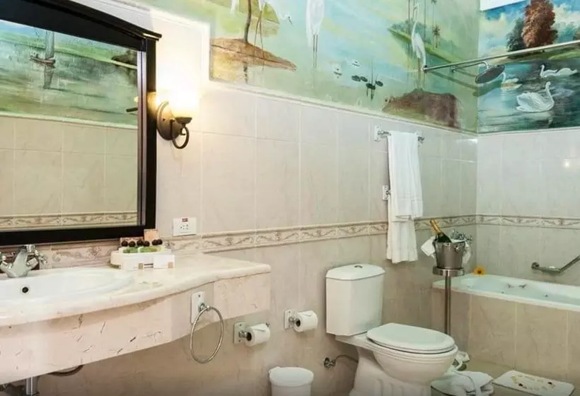 هتل Iberostar Gibara