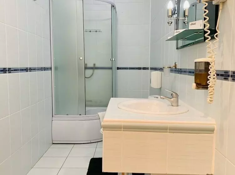 هتل Palace Ukraine