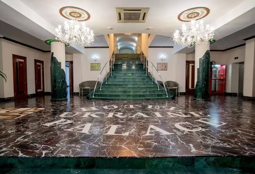 هتل Palace Ukraine