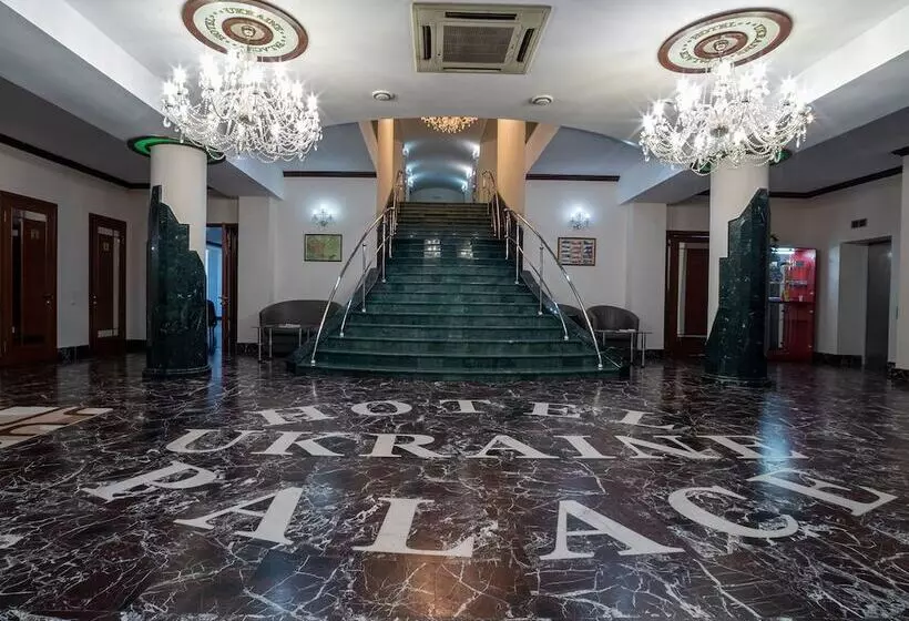 هتل Palace Ukraine