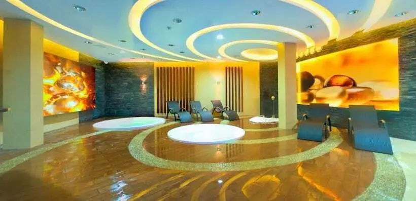 فندق Primavera Jastrzębia Góra