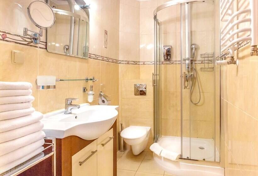 ホテル Apartament Rades