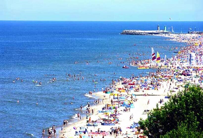 ホテル Apartament Rades