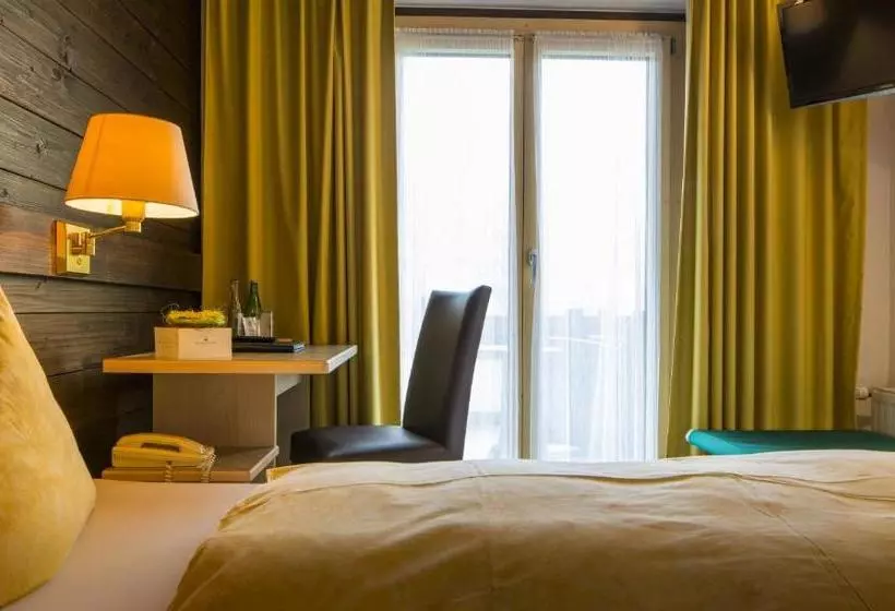 Отель Relais Bayard