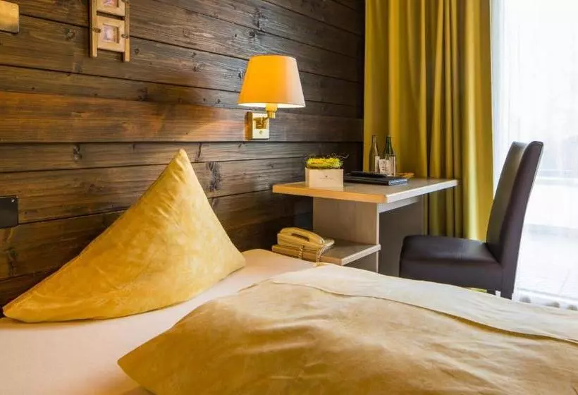 Отель Relais Bayard