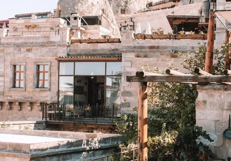 Hotel Sultan Cave Suites