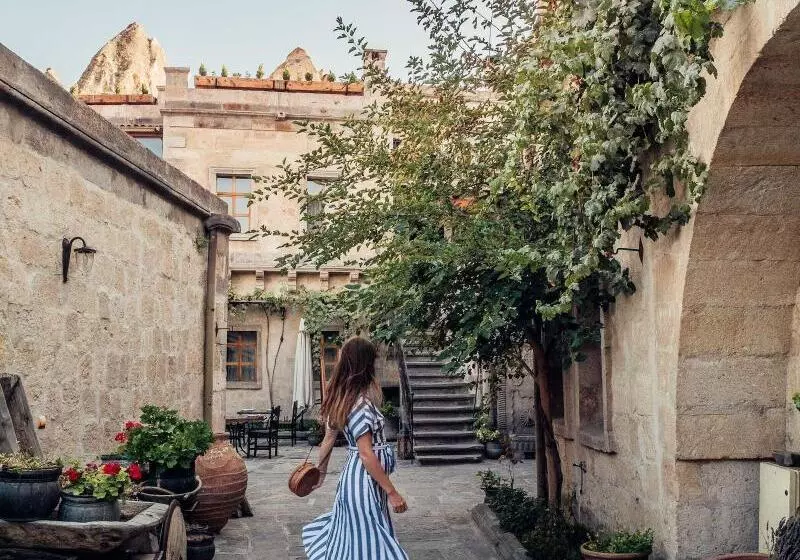 Hotel Sultan Cave Suites