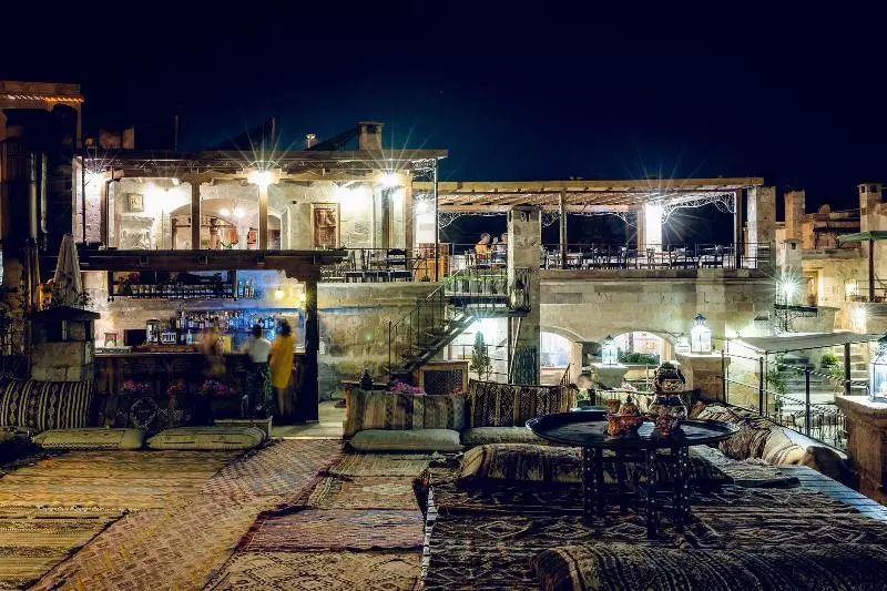 Hotel Sultan Cave Suites