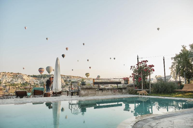 هتل Sultan Cave Suites