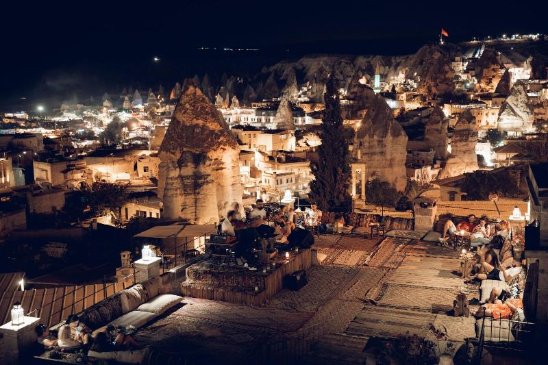 هتل Sultan Cave Suites