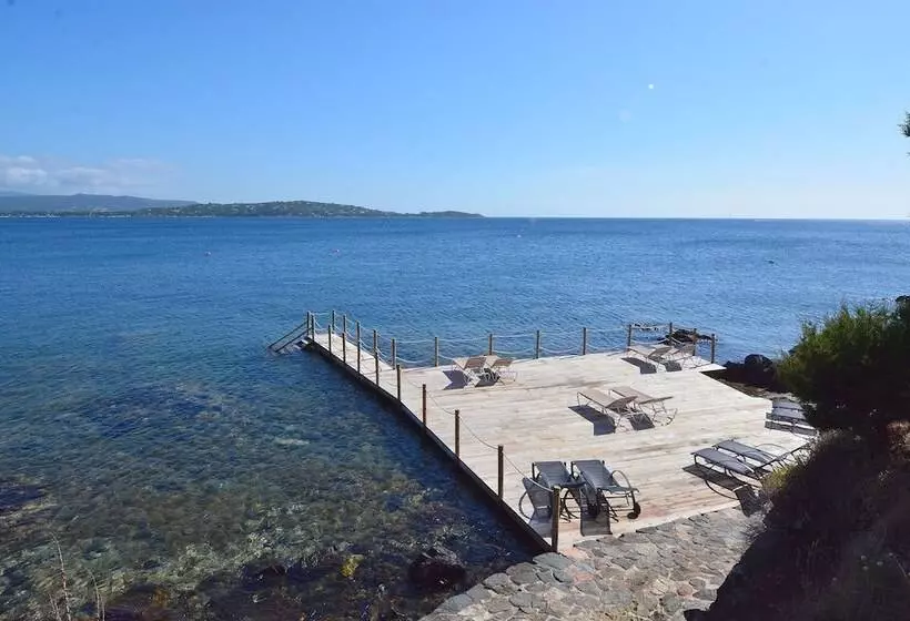 Hotelli U Paviddonu