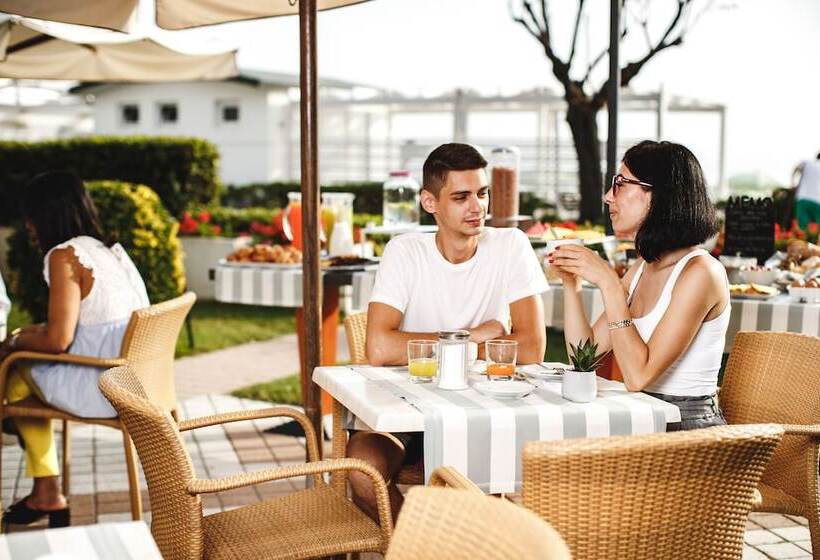 ホテル Unaway Imperial Beach