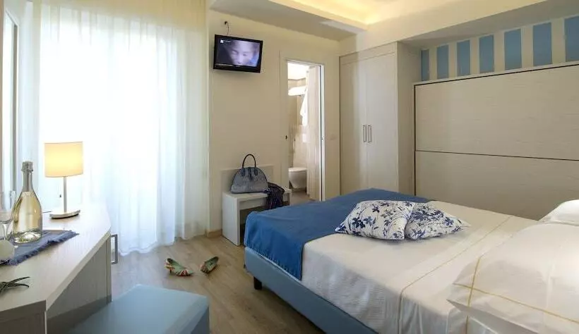 هتل Unaway Imperial Beach