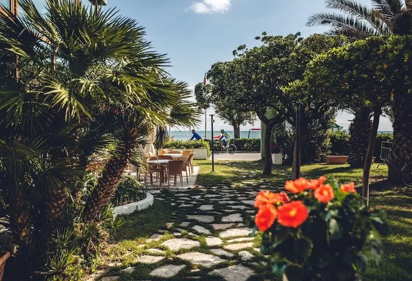 Una Hotels Imperial Beach Fano