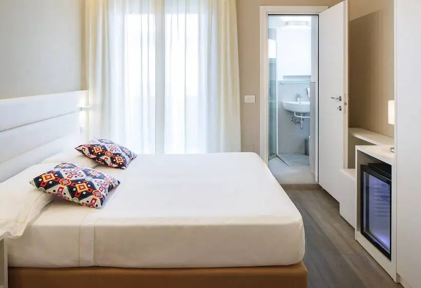 Una Hotels Imperial Beach Fano