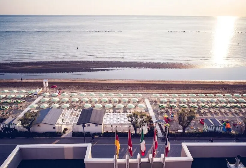 Una Hotels Imperial Beach Fano
