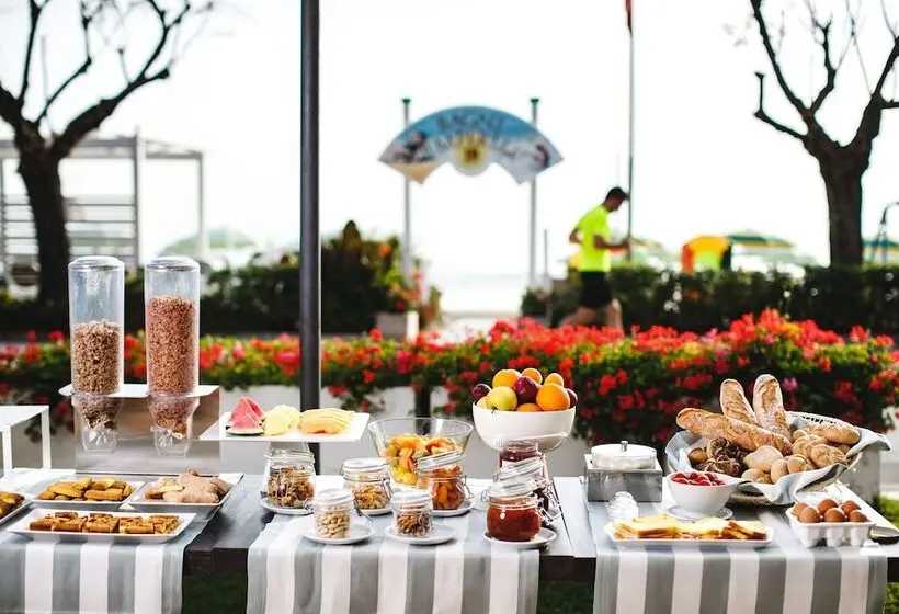 Una Hotels Imperial Beach Fano