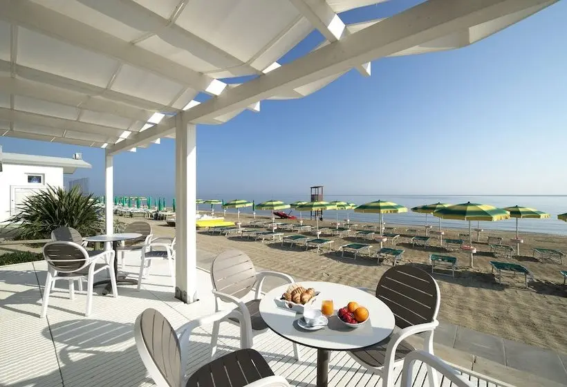 Una Hotels Imperial Beach Fano