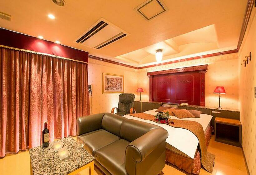 בית מלון כפרי Qt Senboku