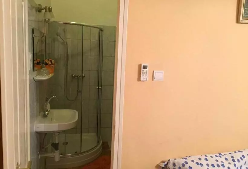 پانسیون Bazilika Vendégház