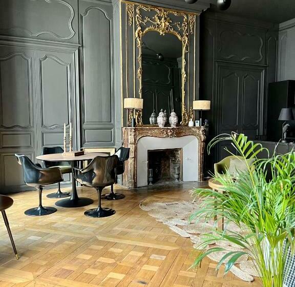 Luxueux 2 Pièces 65m2 Hôtel Particulier Xvii Ième Siècle Centre Historique Clermont Ferrand
