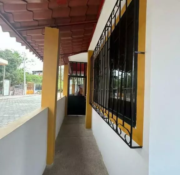 ペンション Casa De Lewis