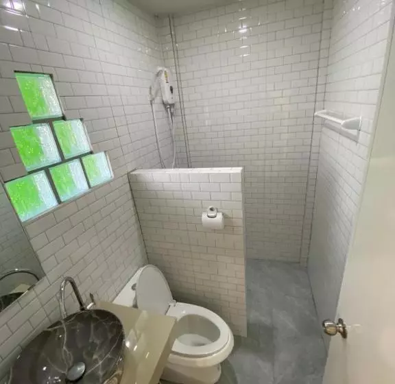 هاستل Budchui Guesthouse
