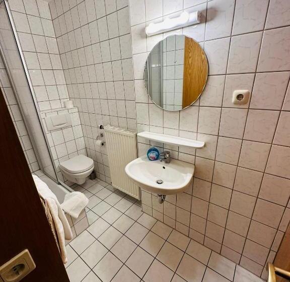 Bed and Breakfast Bff Airport Messe Schlaf   Düsseldorf