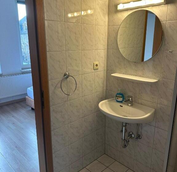 Bed and Breakfast Bff Airport Messe Schlaf   Düsseldorf