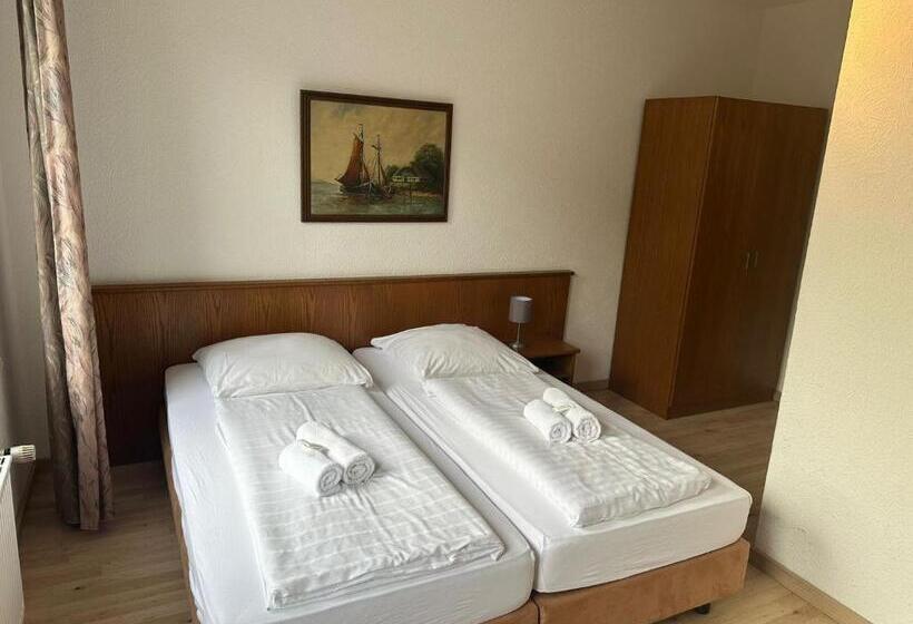 Bed and Breakfast Bff Airport Messe Schlaf   Düsseldorf