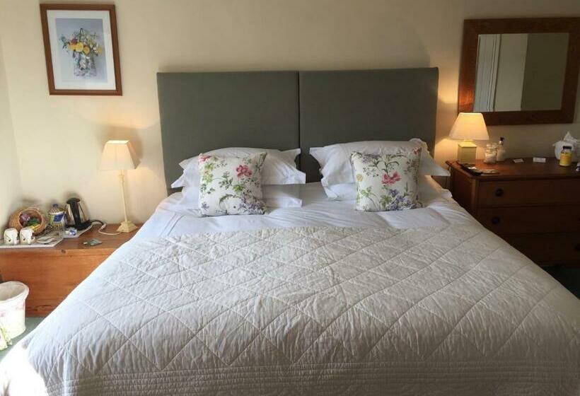 Firs Farm B&b