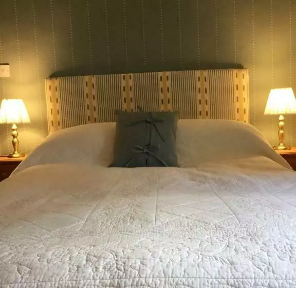 Firs Farm B&b