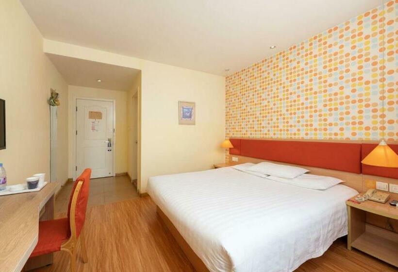 בית מלון כפרי Home Inn Dalian North Railway Station