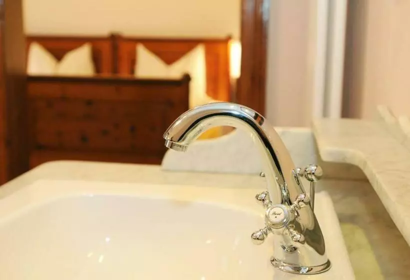 Hotelli Lago Di Braies