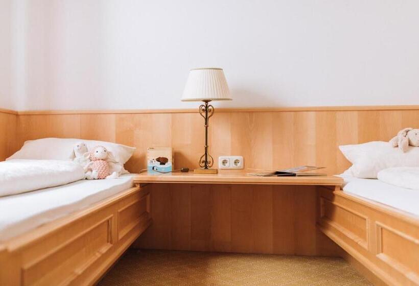 Отель Landhaus Sammer