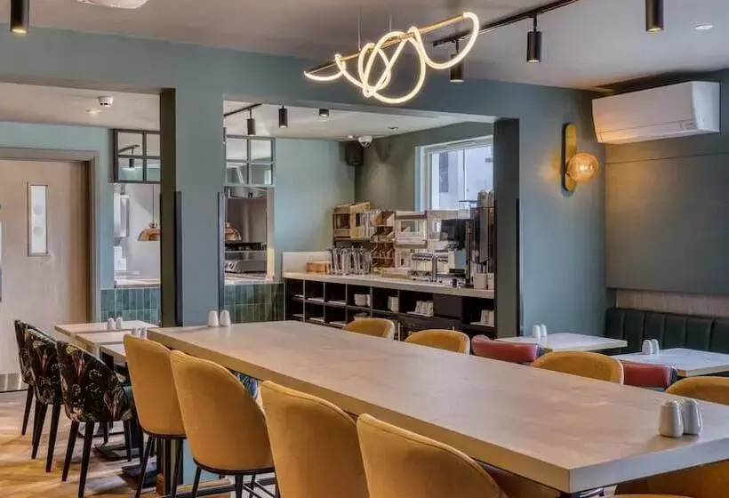 Hotelli Premier Inn Buckingham