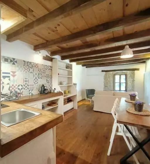 Granja Labrada: Alojamiento Con Caballos