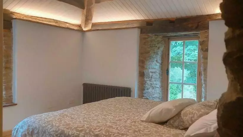 Granja Labrada: Alojamiento Con Caballos