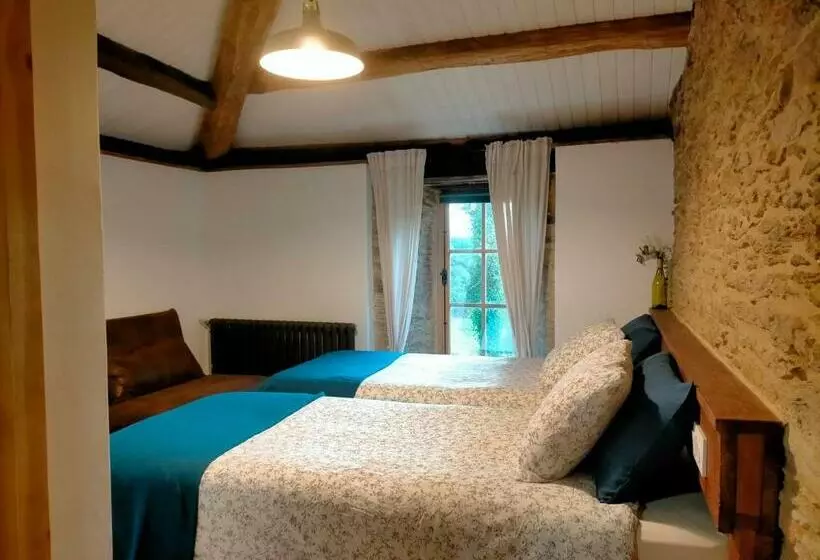 Granja Labrada: Alojamiento Con Caballos