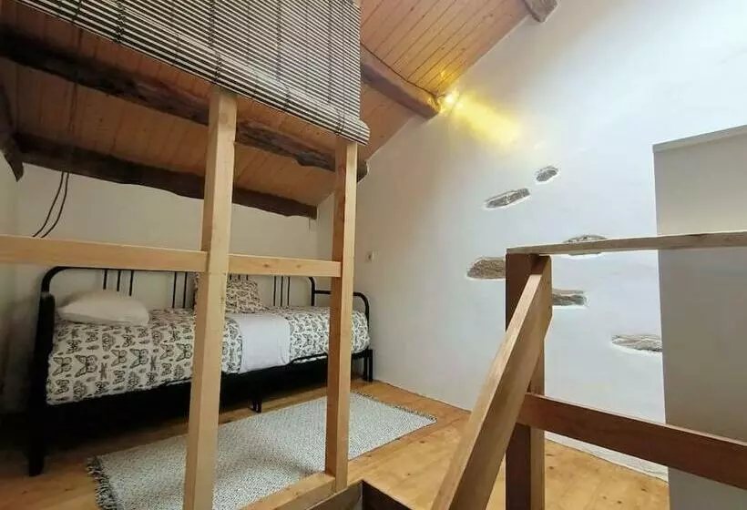 Granja Labrada: Alojamiento Con Caballos